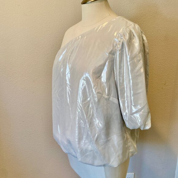 I.N.C. Off-Shoulder Asymmetrical Silvery Blouse‎ Women’s Large Liquid Look - Picture 4 of 8